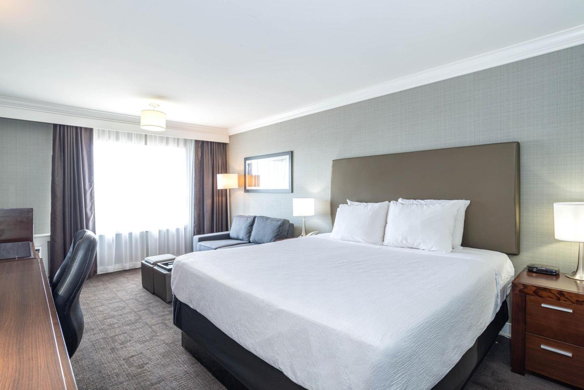 Sandman Hotel Ред Дир Экстерьер фото